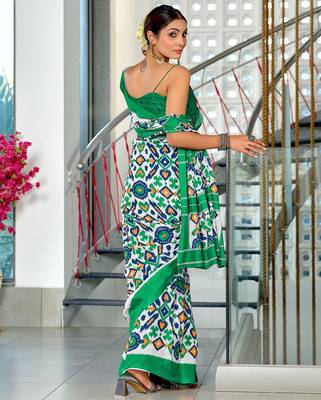 Green ikkat print mulmul cotton saree with blouse. 4