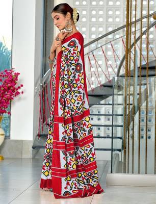 Red ikkat print mulmul cotton saree with blouse. 3