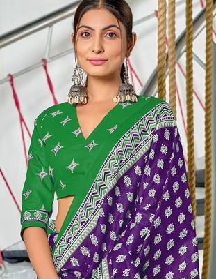 Purple floral print mulmul cotton saree with blouse. 2