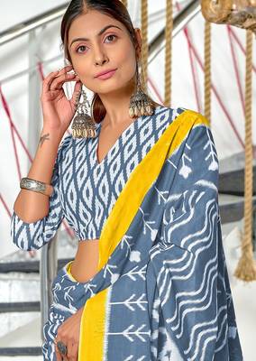 Grey ikkat print mulmul cotton saree with blouse. 2