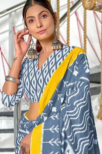 Grey ikkat print mulmul cotton saree with blouse.