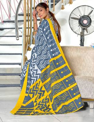 Grey ikkat print mulmul cotton saree with blouse. 4