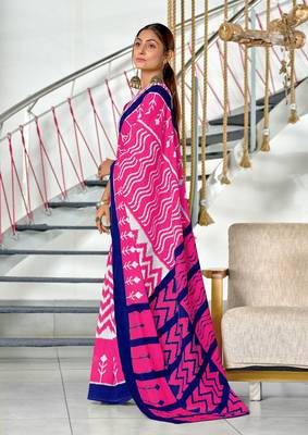 Pink ikkat print mulmul cotton saree with blouse. 3