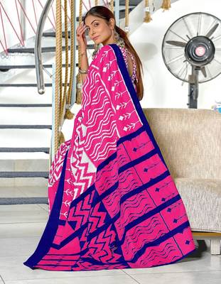 Pink ikkat print mulmul cotton saree with blouse. 4