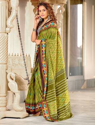 Green ikkat print mulmul cotton saree with blouse. 3