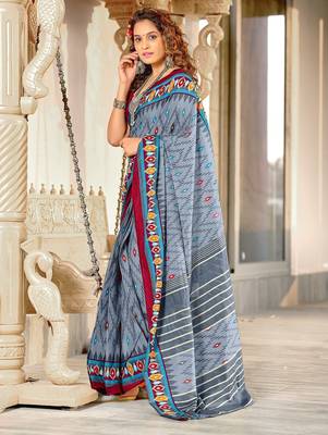 Grey ikkat print mulmul cotton saree with blouse. 3
