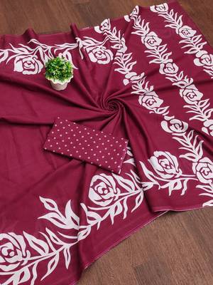 Maroon floral print mulmul cotton saree with blouse. 5