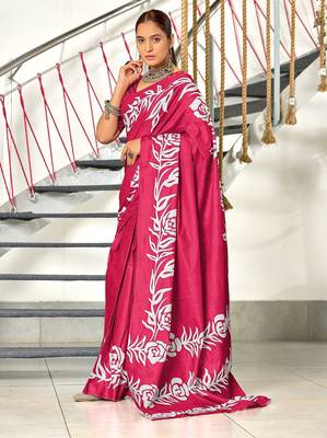 Pink floral print mulmul cotton saree with blouse. 3