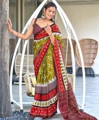 Green ikkat print mulmul cotton saree with blouse. 1