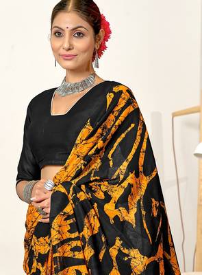 Mustard block print mulmul cotton saree with blouse. 2