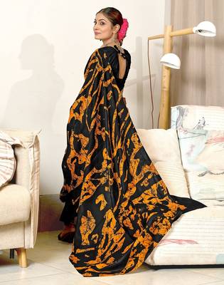 Mustard block print mulmul cotton saree with blouse. 4