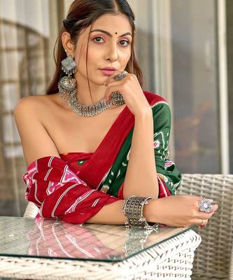 Green ikkat print mulmul cotton saree with blouse. 3