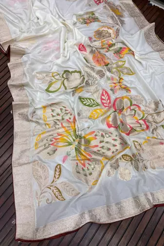 White Color Meenakari Big Butterfly Figure Flower Work Viscos Khaddi Sarere