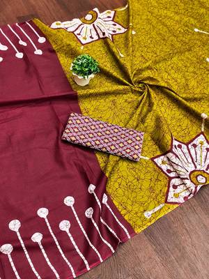 Maroon batik print mulmul cotton saree with blouse. 5