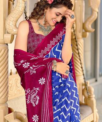 Blue zigzag, floral print mulmul cotton saree with blouse. 3