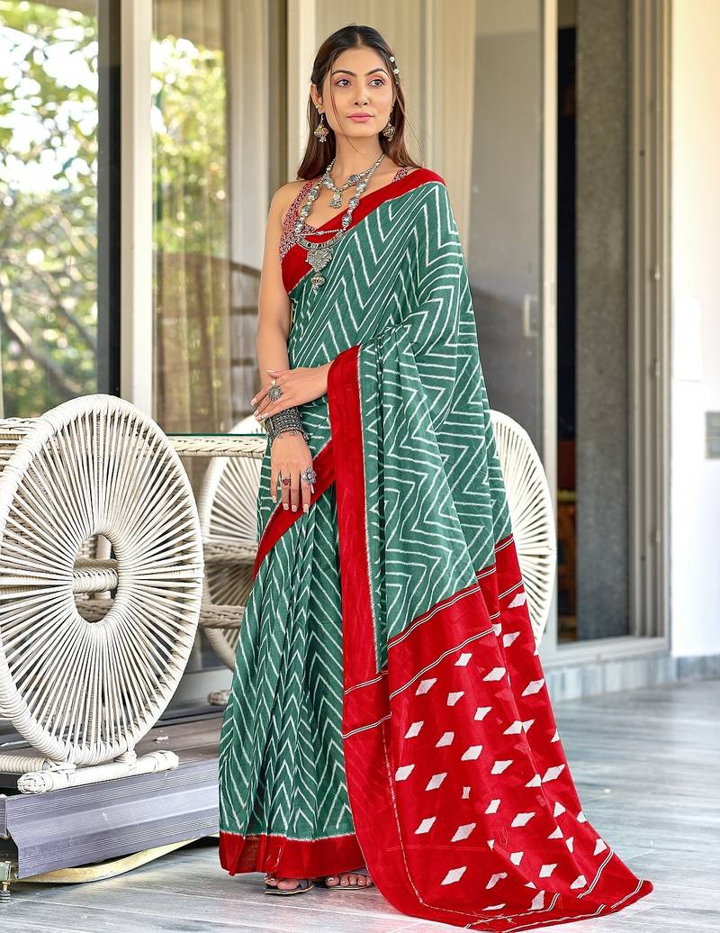 Teal green zigzag print mulmul cotton saree with blouse.