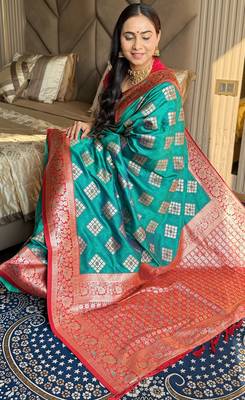 Turquoise silk blend banarasi woven saree with unstitched blouse piece 2