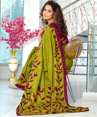 Green floral print mulmul cotton saree with blouse. 4