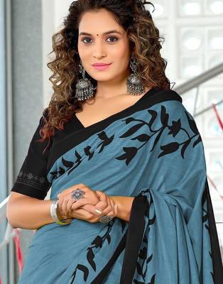 Grey floral print mulmul cotton saree with blouse. 2