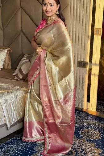 Beige silk blend banarasi saree with unstitched blouse piece