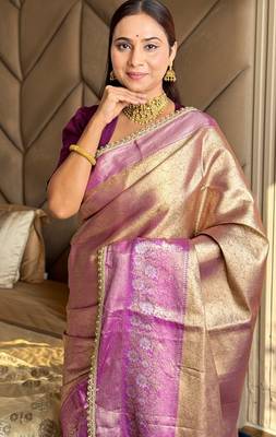 Purple silk blend banarasi saree with unstitched blouse piece 3