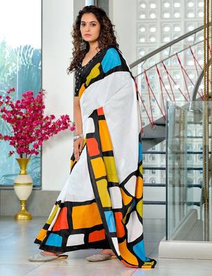 Black abstract print mulmul cotton saree with blouse. 3