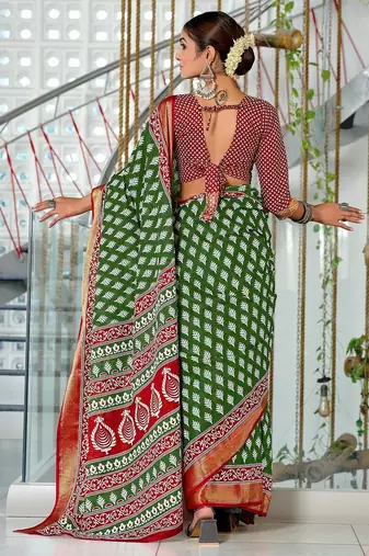Green floral print pure cotton mulmul saree with blouse.