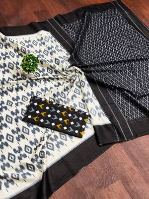 Black block print mulmul cotton saree with blouse. 5