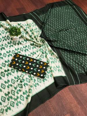 Green block print mulmul cotton saree with blouse. 5