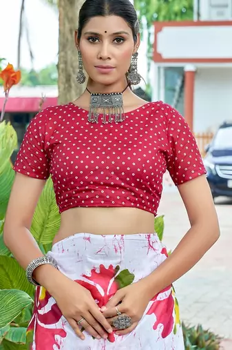 White printed mulmul cotton saree with blouse.
