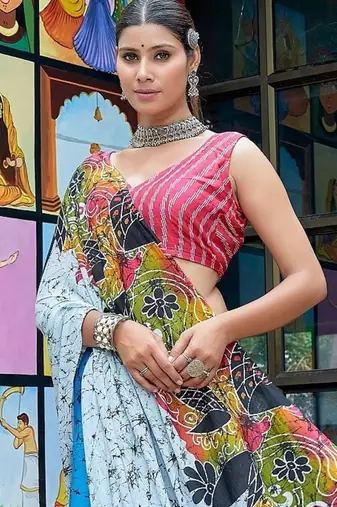 White printed mulmul cotton saree with blouse.