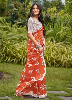 Rust floral print soft pure cotton saree with blouse. 3