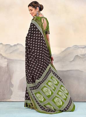 Brown, green floral print mulmul cotton saree with blouse. 4
