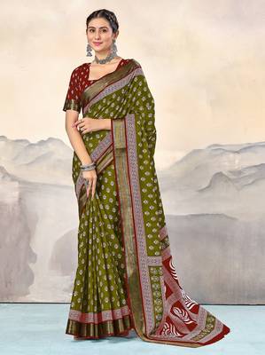 Green, red floral print mulmul cotton saree with blouse. 1