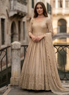 Cream chinon silk party wear embroidery anarkali suit set 2
