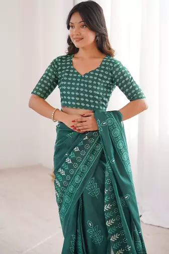 Green blocked printed, floral print soft pure cotton saree with blouse.