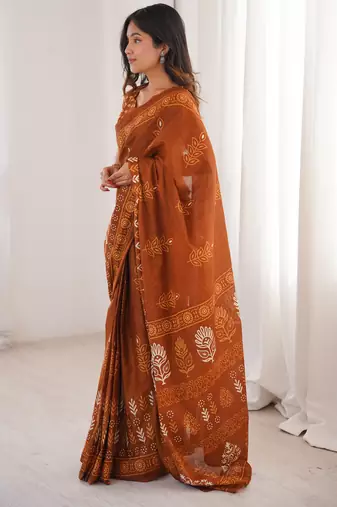 Mustard blocked printed, floral print soft pure cotton saree with blouse.