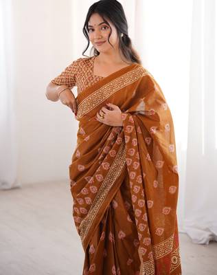 Mustard blocked printed, floral print soft pure cotton saree with blouse. 2