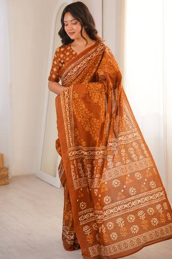 Mustard blocked printed, floral print soft pure cotton saree with blouse.