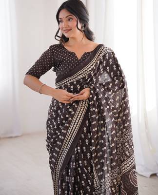 Brown blocked printed, floral print, paisley soft pure cotton saree with blouse. 2