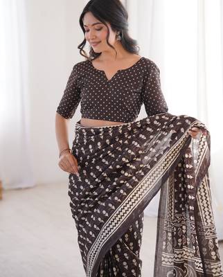 Brown blocked printed, floral print, paisley soft pure cotton saree with blouse. 5