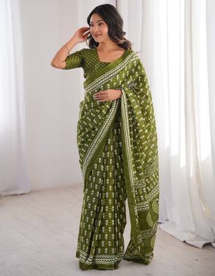 Green blocked printed, floral print, paisley soft pure cotton saree with blouse. 1