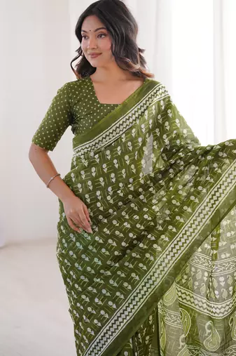 Green blocked printed, floral print, paisley soft pure cotton saree with blouse.