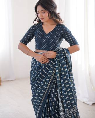 Teal blue blocked printed, floral print, paisley soft pure cotton saree with blouse. 5