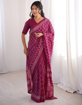 Pink blocked printed, floral print soft pure cotton saree with blouse. 1