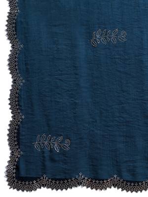Dark green silk blend satin embellished saree with unstitched blouse piece 5