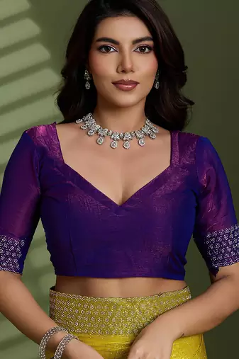 Neon silk blend chiffon embellished saree with unstitched blouse piece