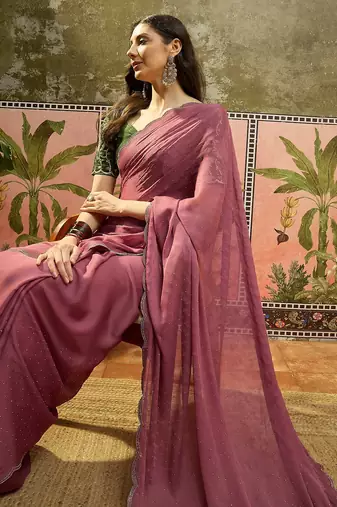 Pink chiffon embellisehd saree with unstitched blouse piece