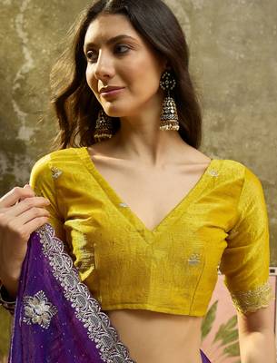 Purple silk blend chiffon embellished saree with unstitched blouse piece 4