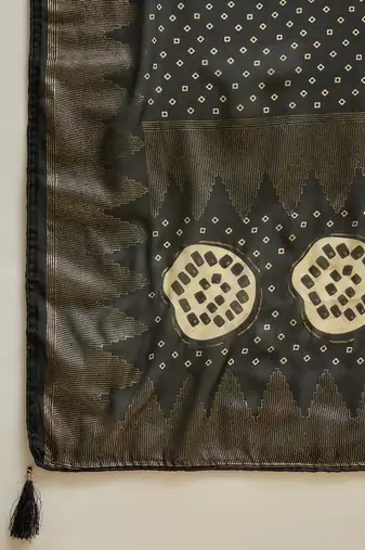 Black georgette bandhni saree with unstitched blouse piece